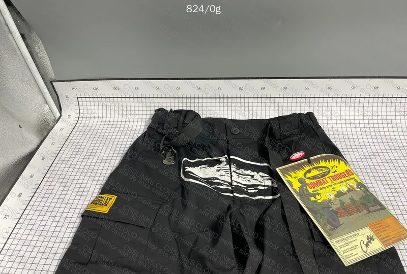 Corteiz Cargo Pants 6