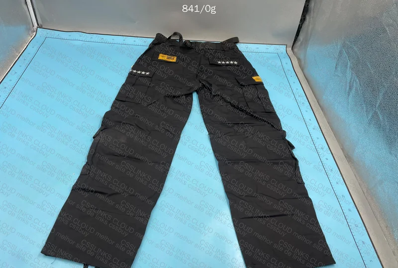 Corteiz Cargo Pants 6