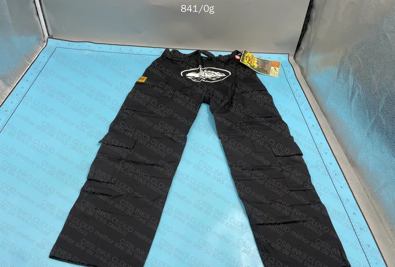 Corteiz Cargo Pants 3