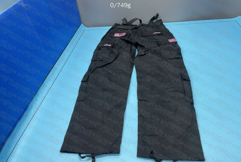 Corteiz Cargo Pants (Pink) 3
