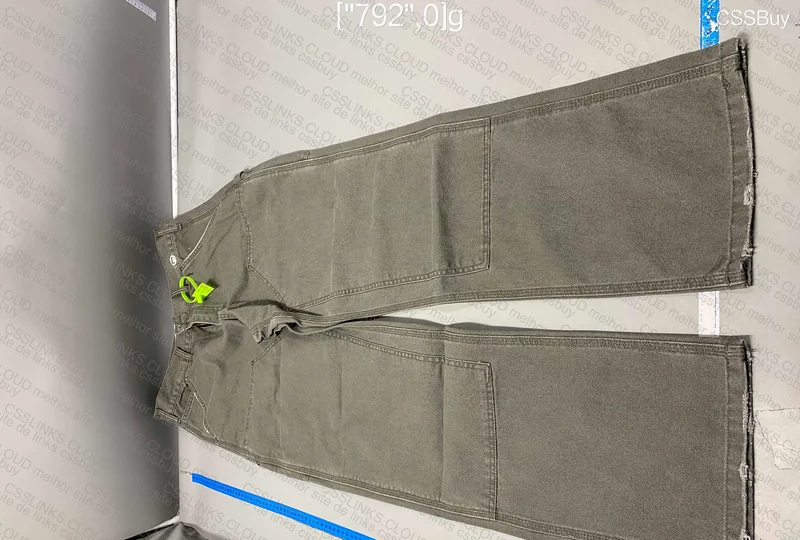 Carhartt Cargo Pants 3