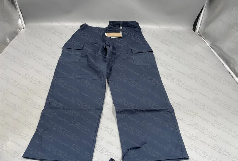 Carhartt Cargo Pants 4