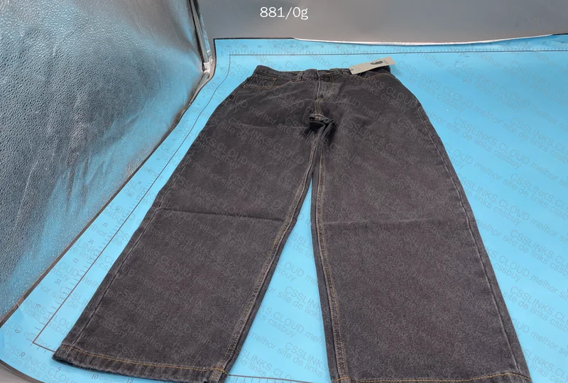 Carhartt Cargo Pants 4