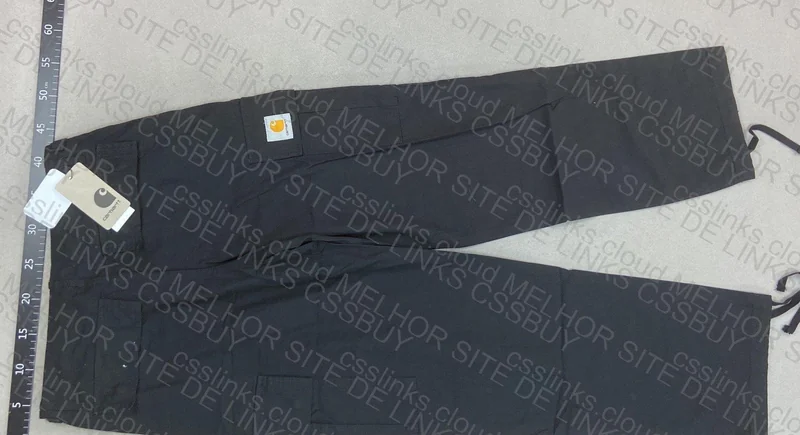 Carhartt Cargo Pants 4