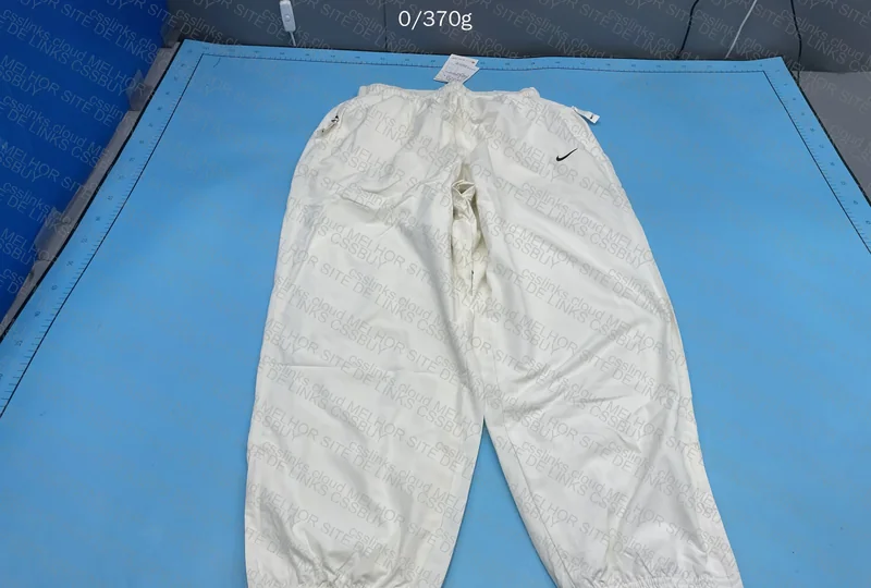 Nike Windbreaker Pants 3