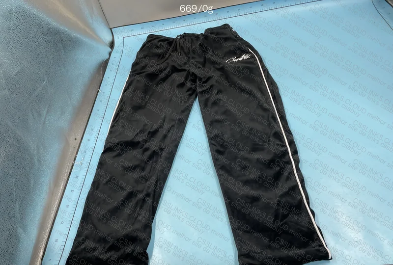 Corteiz Velour Black Pants