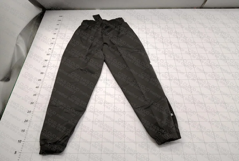 Jordan Pants 4