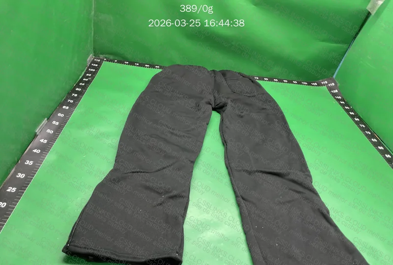 Calça de Moletom x Suvene 3