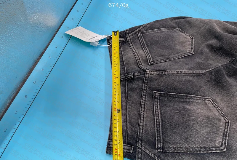 Shopping Pants 3