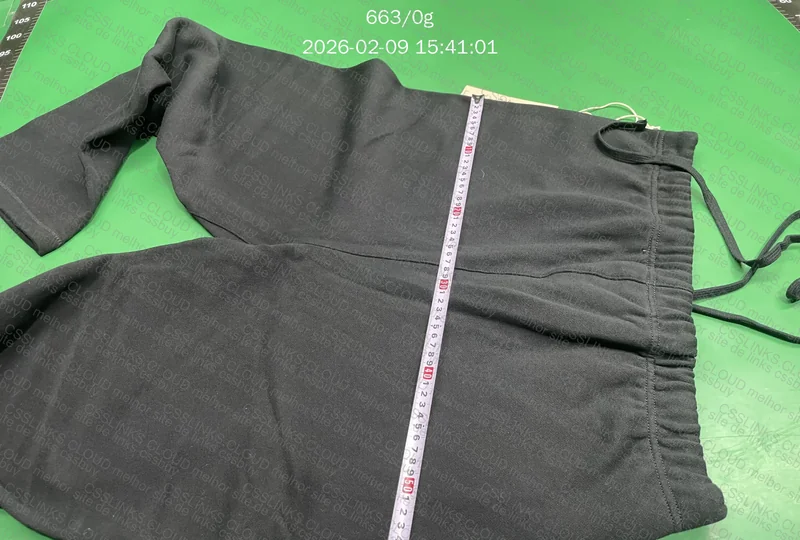 Calça Essentials Black 4