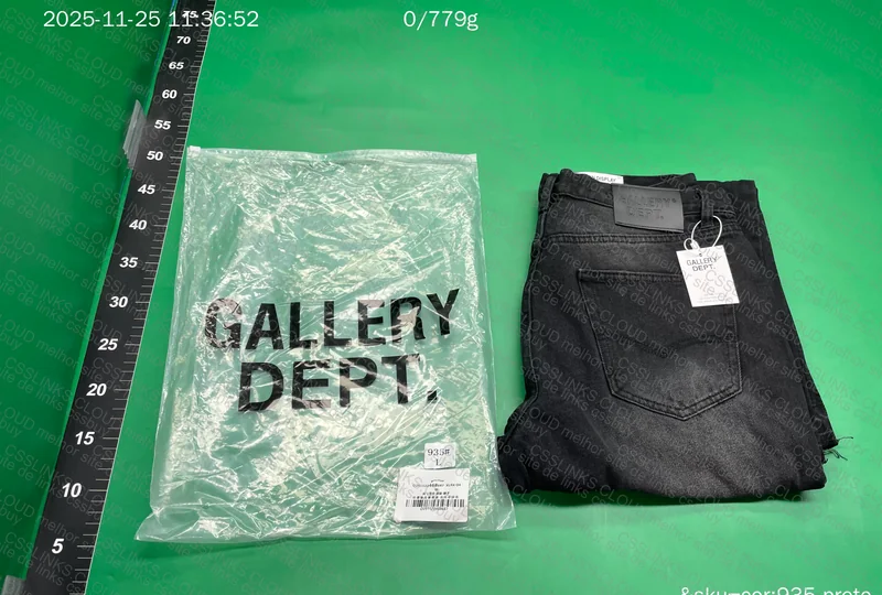 Gallery Dept Flare Pants