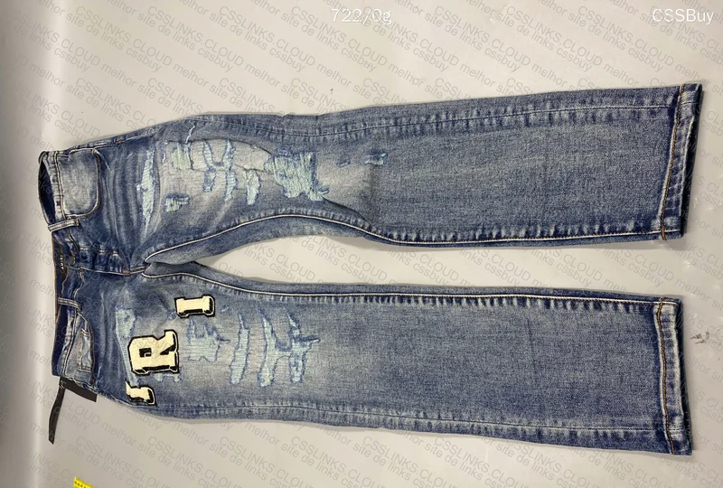 Amiri Jeans 4
