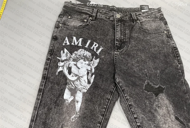 Amiri Jeans 3