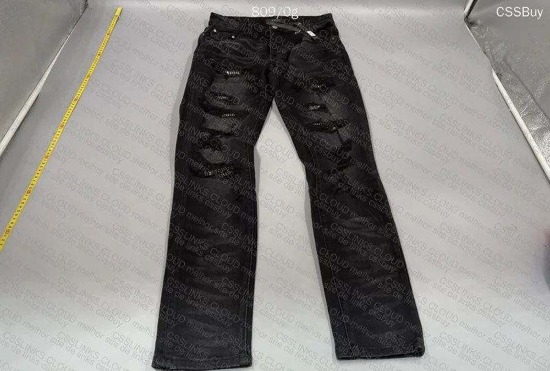 Amiri Jeans 2