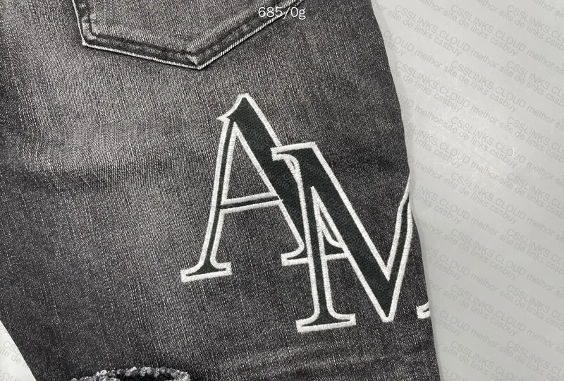 Amiri Jeans 2