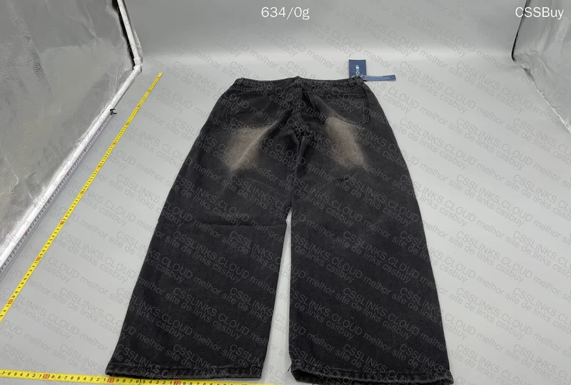 Baggy Jeans with Measurements 3
