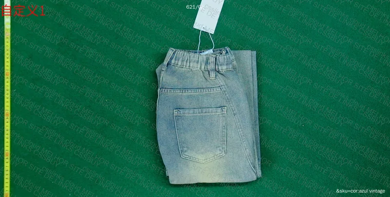 Baggy Jeans with Wash 3