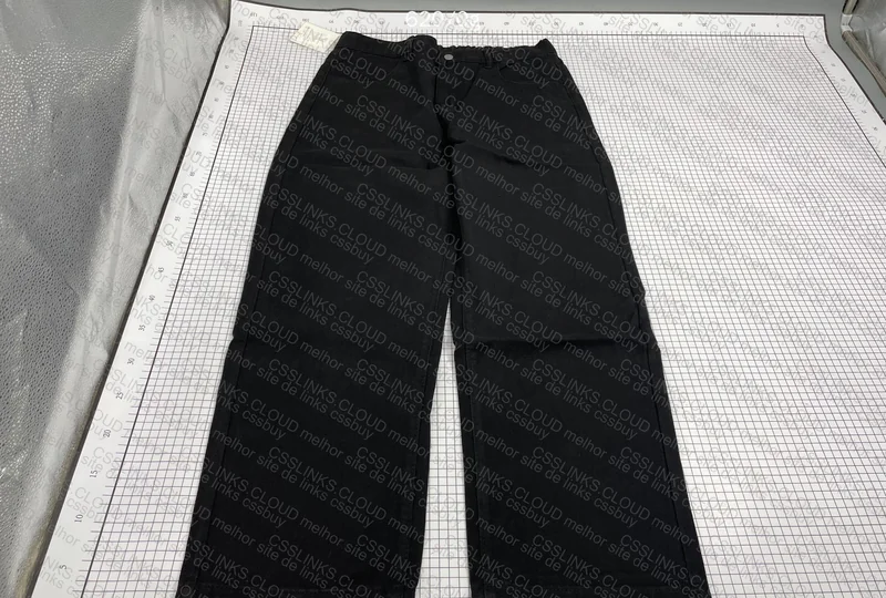 Black Basic Jeans Pants ¥33.00