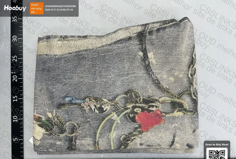 Calça jeans desenhada