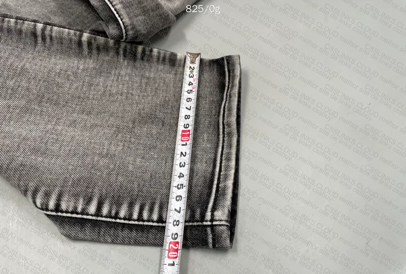 Diesel 1:1 Jeans (with measurements)