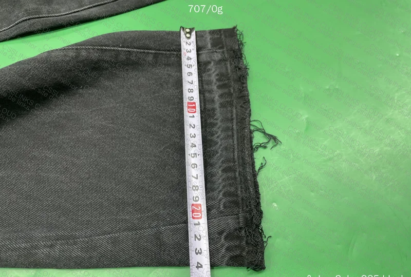Gallery Dept Flare Jeans (with measurements) 2