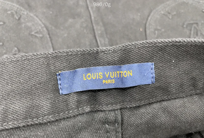 Louis Vuitton Jeans 10
