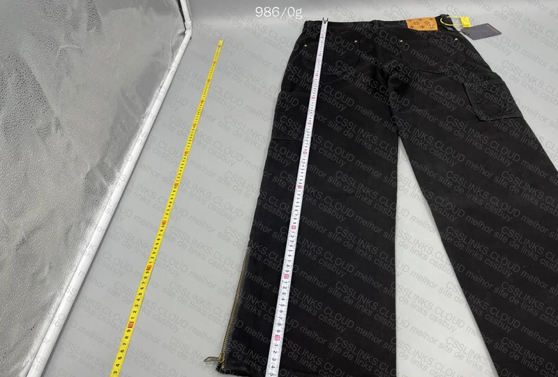 Louis Vuitton Jeans 6