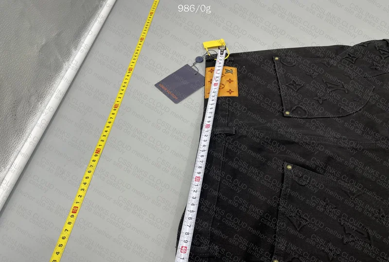 Louis Vuitton Jeans 8