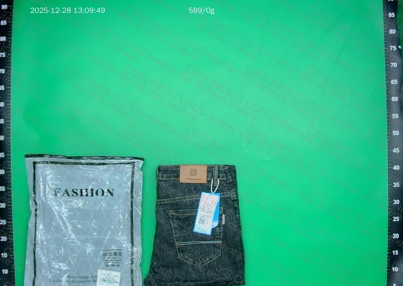 Standard Jeans 10