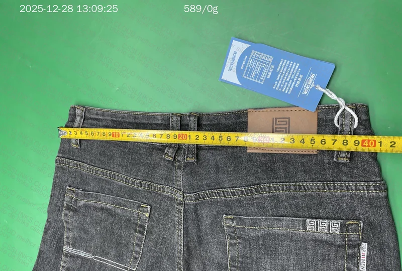 Standard Jeans 9