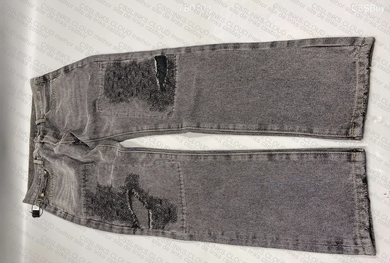 Black Jeans