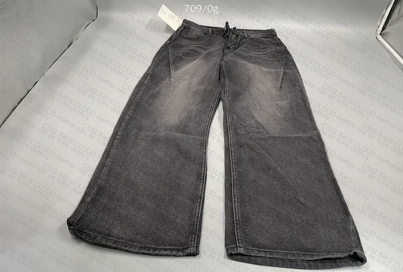 Black Jeans 2