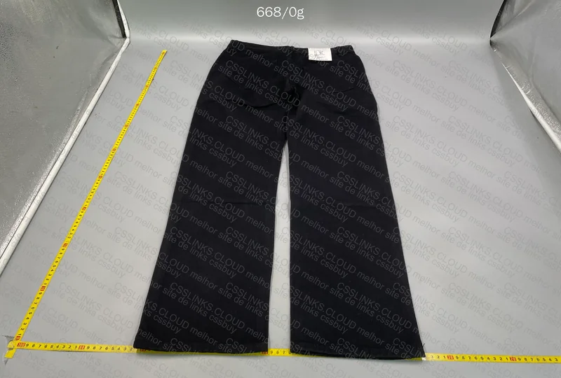 Black Revenge Jeans 2