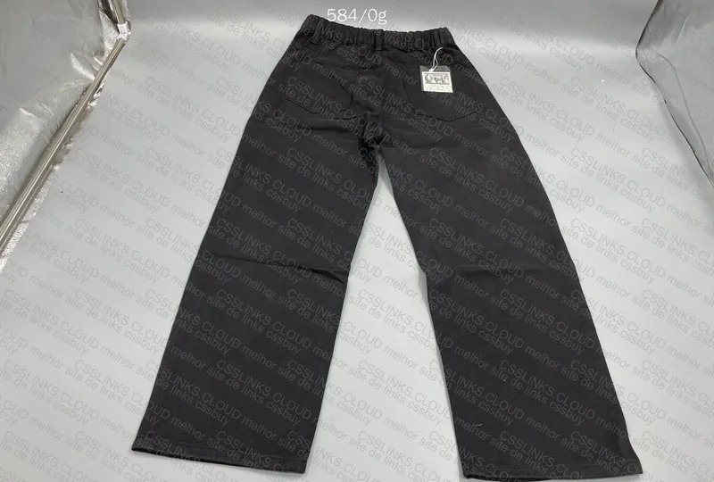 Black Jeans No Brand 2