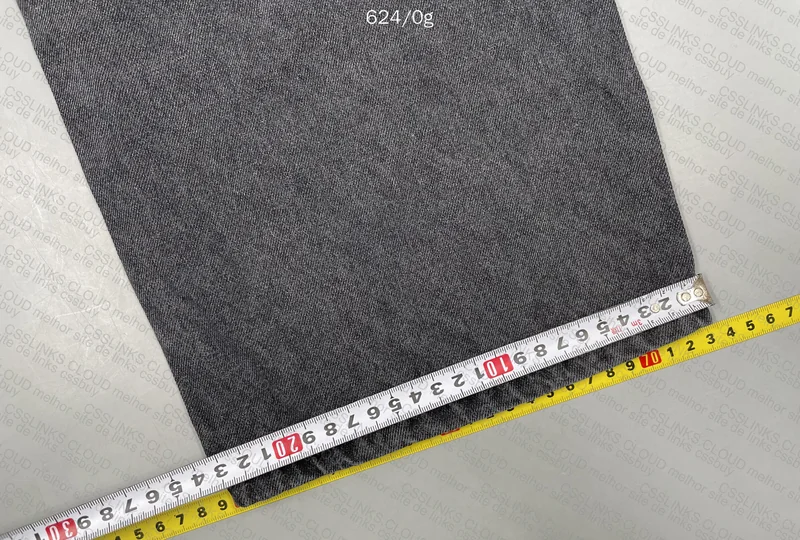 Black/Gray Jeans - 45¥ 2