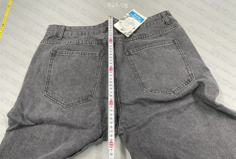 Black/Gray Jeans - 45¥ 5