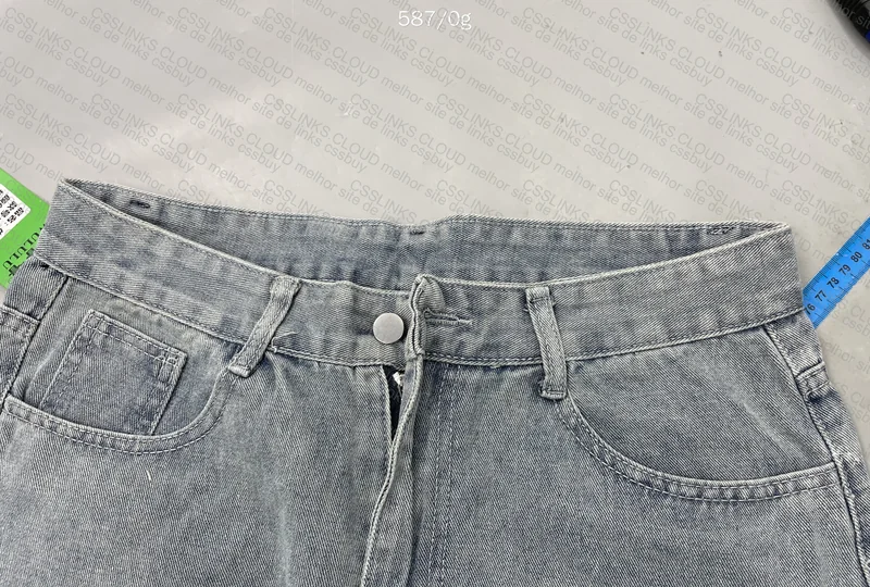 Straight Leg Jeans 2