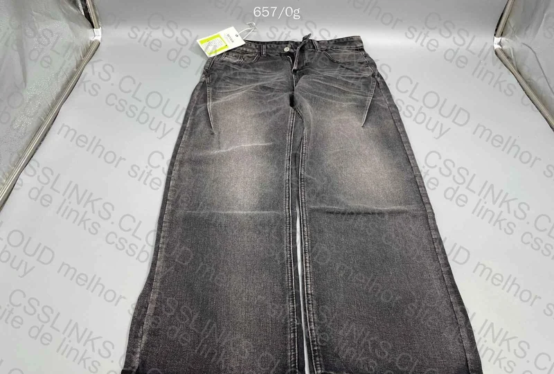 Straight Leg Jeans 2