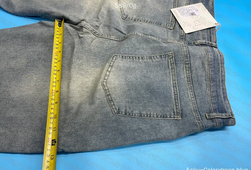 Straight Leg Jeans 7
