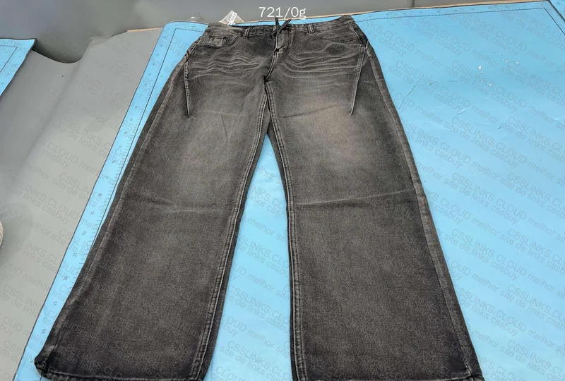 Straight Leg Jeans with Measurements 2