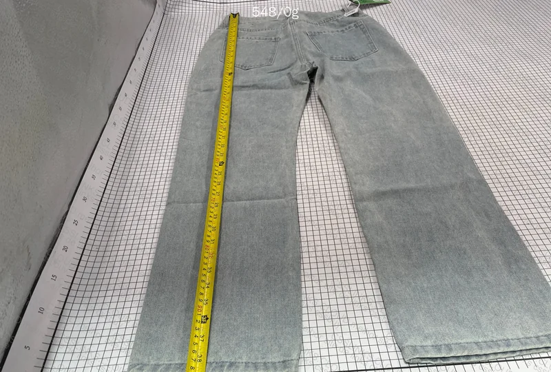 Jeans (Straight or Baggy?)