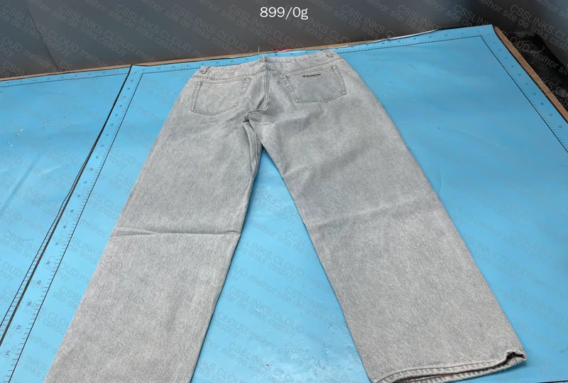 Supreme Jeans 3