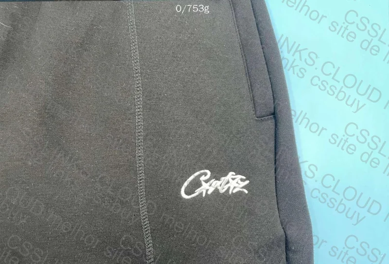 Corteiz Wide Sweatpants 3