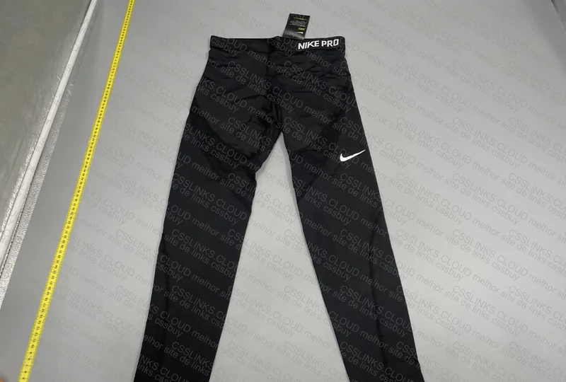 Nike Legging Pants with Measurements