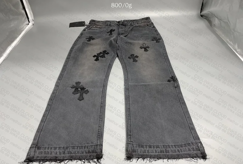 Levi's Pants? 3