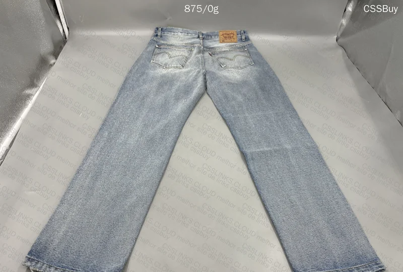 Levi's 501 Pants 3