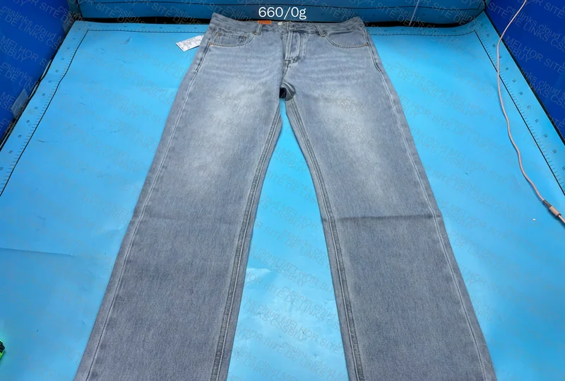 Levi's 501 Pants 3