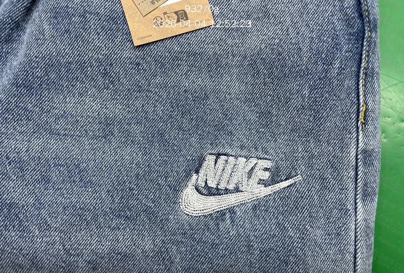 Calça Levi’s x Nike c/medidas 2