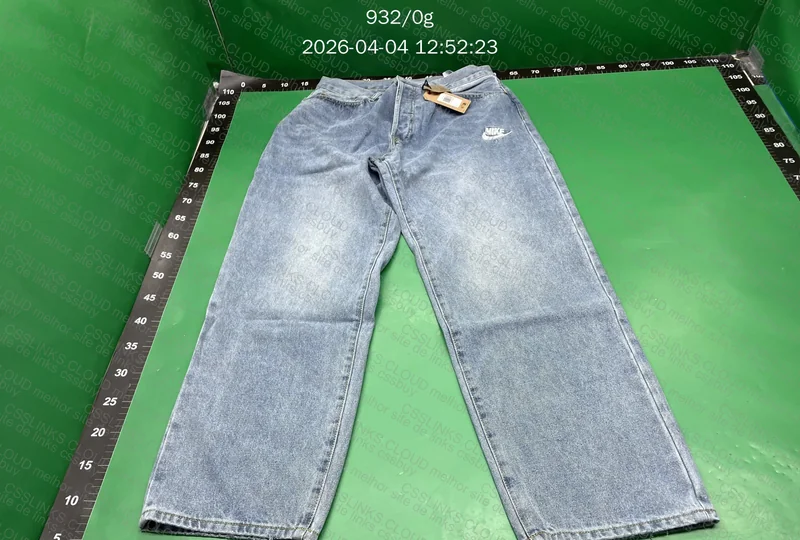 Calça Levi’s x Nike c/medidas 3