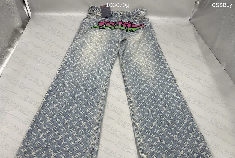 Louis Vuitton Pants